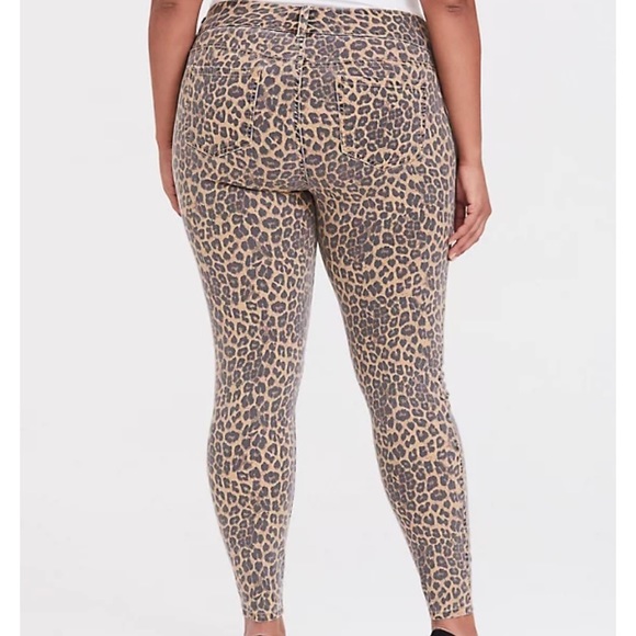 TORRID JEGGING - SUPER STRETCH LEOPARD - Picture 2 of 6
